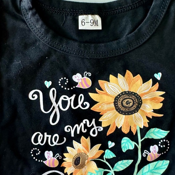 Baby Girl Sunflower Bell Bottom Outfit Size 6-9 Months - Picture 4 of 4